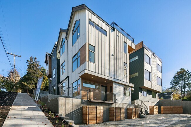 Foto del edificio - 2BR/1.75Ba Seattle Townhouse