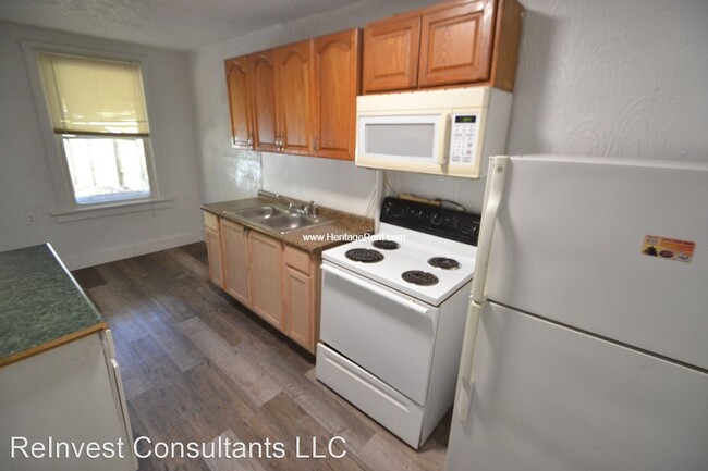 Building Photo - 3 br, 1.5 bath House - 649 Halsey Avenue