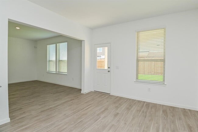 Foto del edificio - 1005 Greenshank Dr