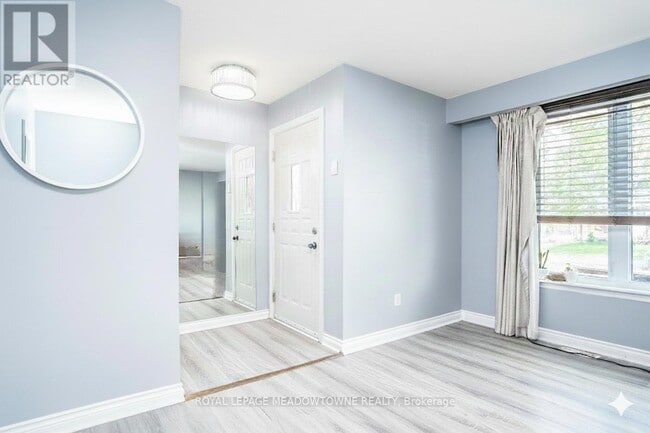 Building Photo - 15 Lafayette Dr