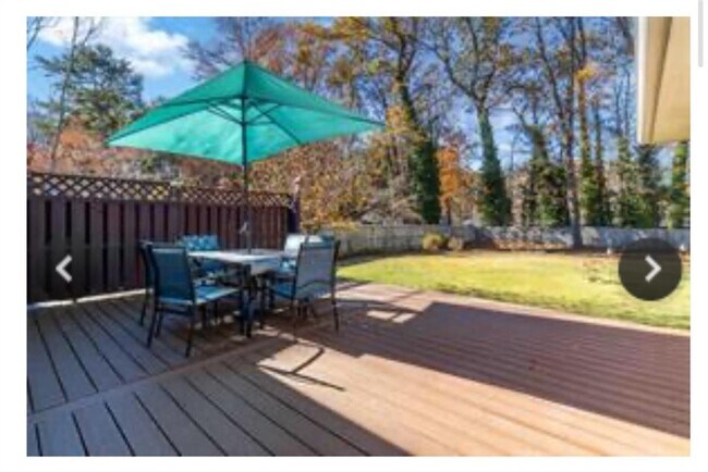 Building Photo - 348 Pine Forest Dr