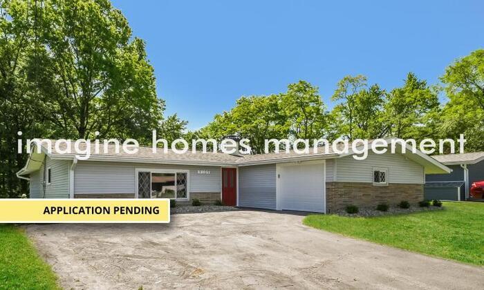 Primary Photo - 9109 Cranbrook Drive