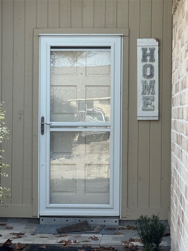 Foto del edificio - 13123 Chipman Glen Dr