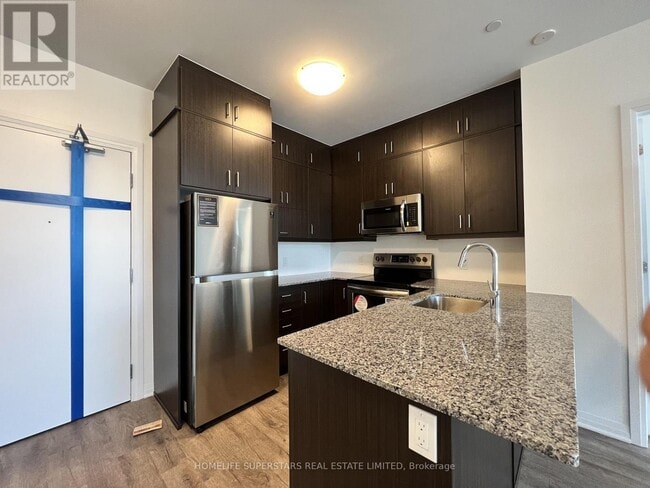 Photo du bâtiment - 95 Dundas St W