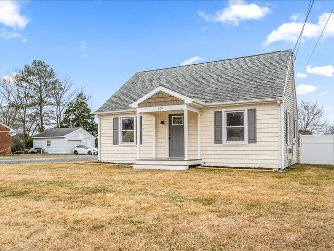 Foto del edificio - 600 Pacific Ave