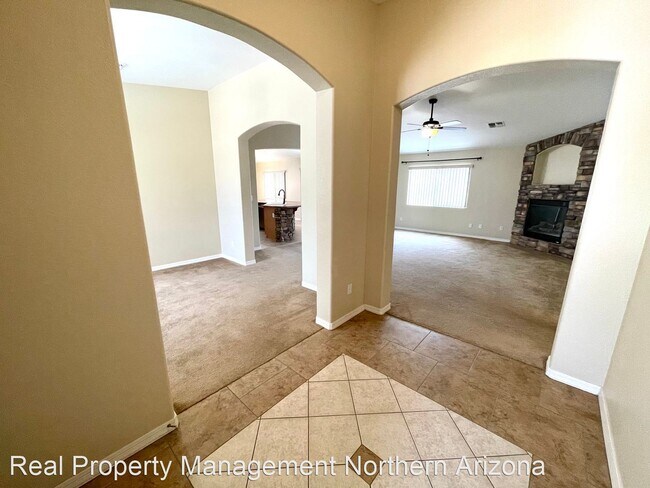 Foto del edificio - 3 br, 2 bath House - 3902 Heather Ave.