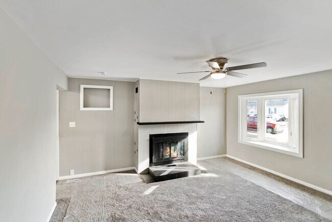 Building Photo - 514 Camden Ave