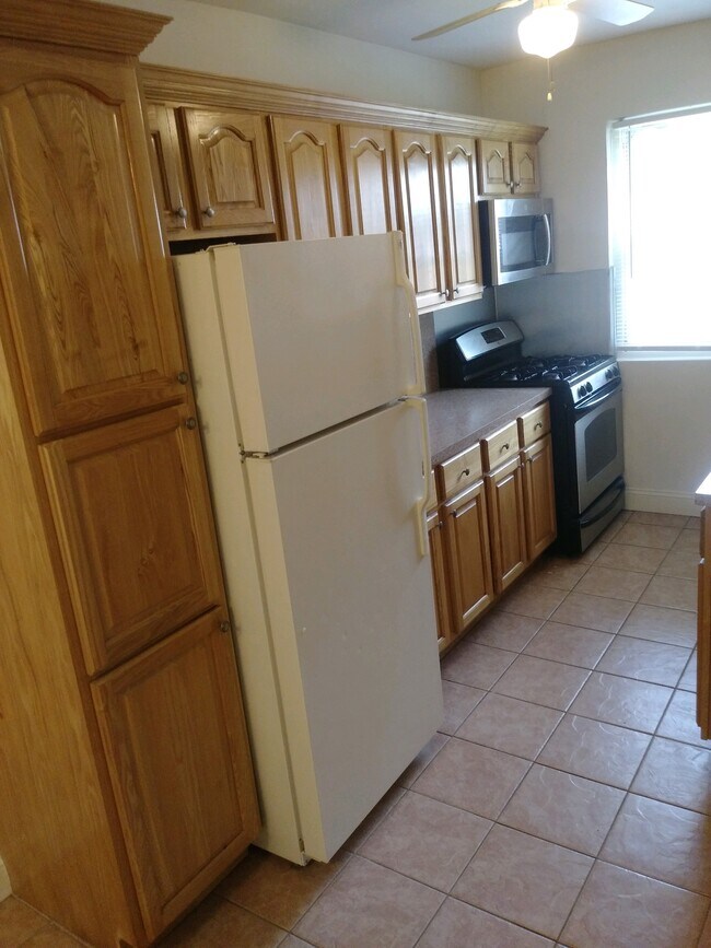 Building Photo - 1490 W Terrace Cir