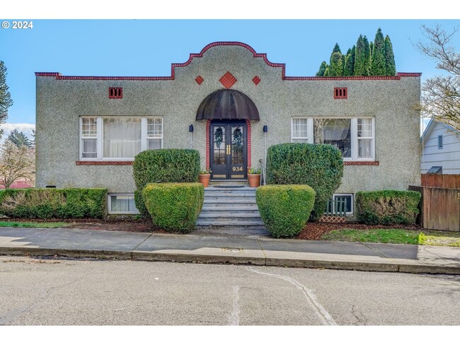 Photo - 934 NE 5th Ave (Camas, WA) House