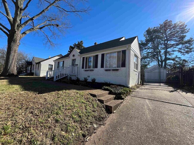 Foto del edificio - 3801 Rosedale Dr