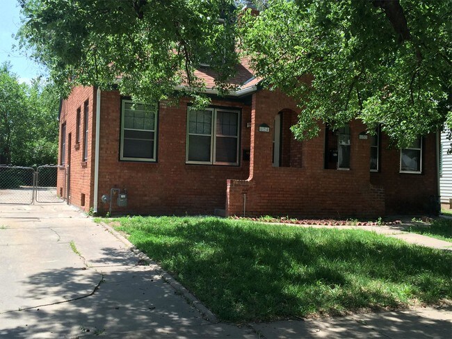 Building Photo - 674 S Eleventh St