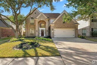 Building Photo - 17827 Scenic Oaks Dr