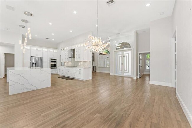 Foto del edificio - 6689 NW 70th Pl