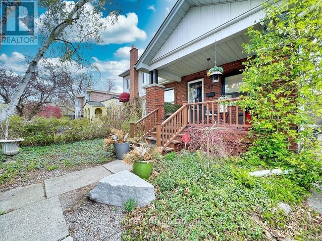 Building Photo - 43 Stanhope Ave