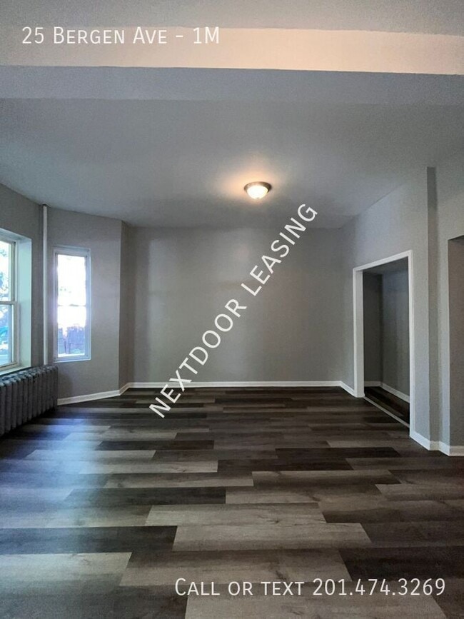 Foto del edificio - 25 Bergen Ave