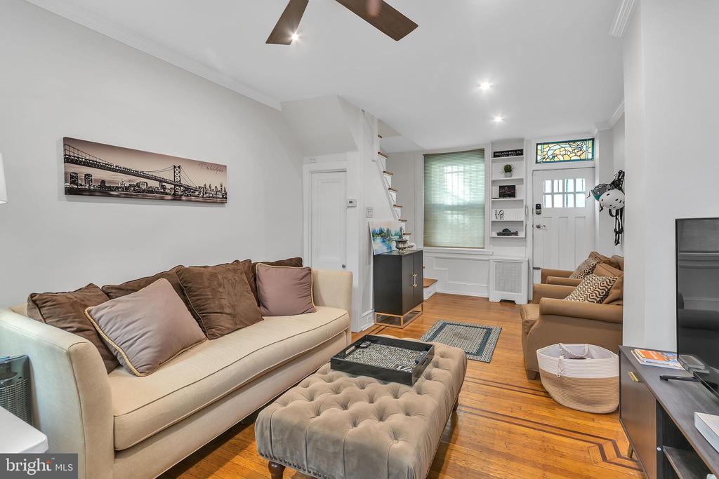 Foto principal - 1830R32 Manning St