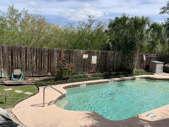 Private Pool - 2425 N Ed Carey Dr