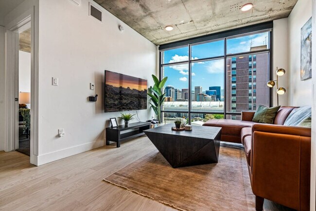 Building Photo - 111 S 300 W