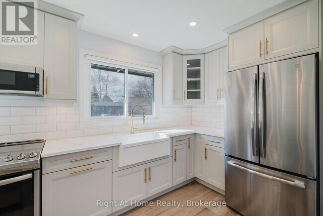 Photo du bâtiment - 12 Northwood Dr