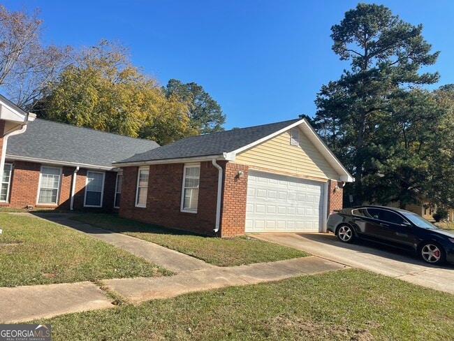 Building Photo - 2611 Country Trace SE