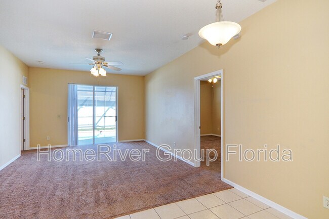 Building Photo - 11420 Village Brook Dr