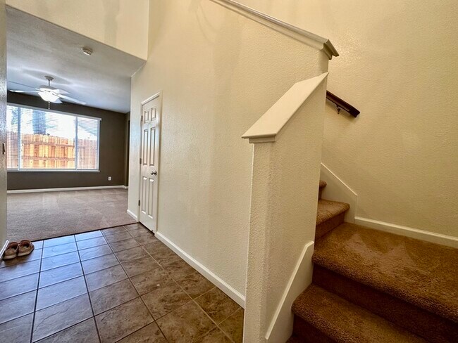 Foto del edificio - Beautiful 4 Bedroom, 2.5 Bathroom House in...