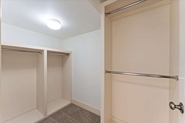 Foto del edificio - 36 Waterway Ct