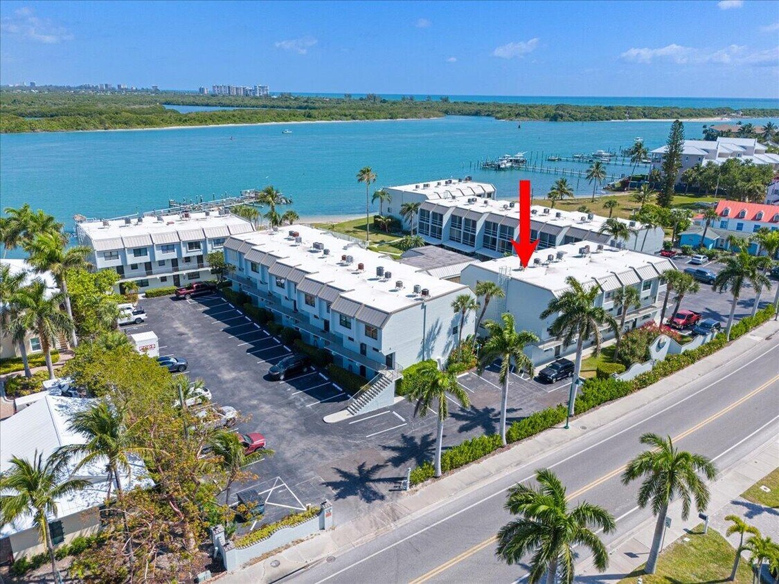 Primary Photo - 1300 Seaway Dr