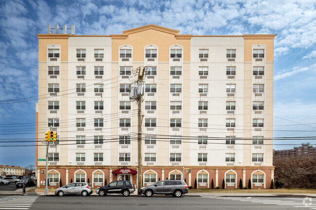 Foto del edificio - The Arbor at Locust Manor