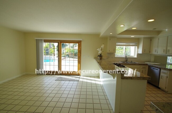 Foto del edificio - Beautiful Thousand Oaks Pool Home