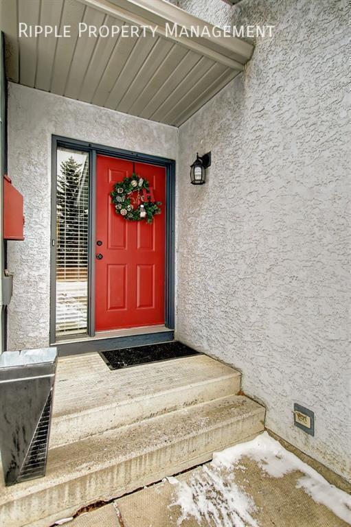 Building Photo - SPACIOUS 3-BED, 2.5-BATH FAMILY HOME | PRIVATE TREED BACKYARD | PRIME MILLRISE LOCATION