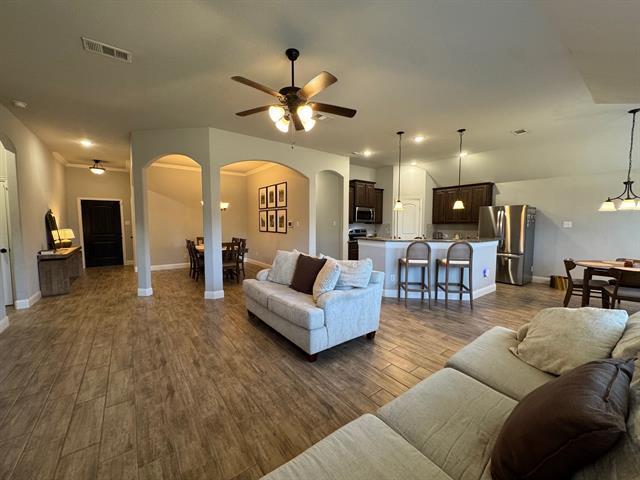 Foto del edificio - 144 Landsdale Cir