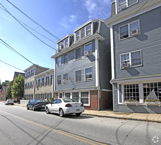 143145 Merrimac St, Newburyport, MA 01950 Apartments Newburyport, MA