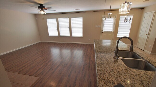 Foto del edificio - 21211 Bridge Springs Ln