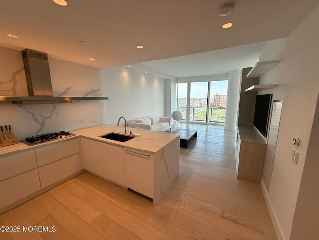 Foto del edificio - 1101 Ocean Ave N