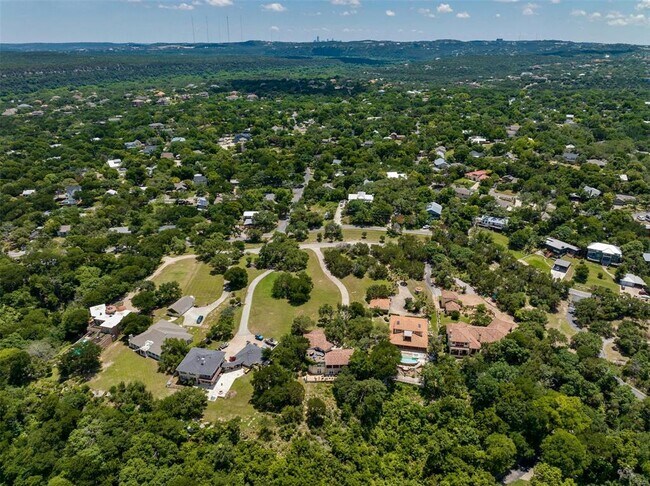 Foto del edificio - 2510 Saratoga Dr
