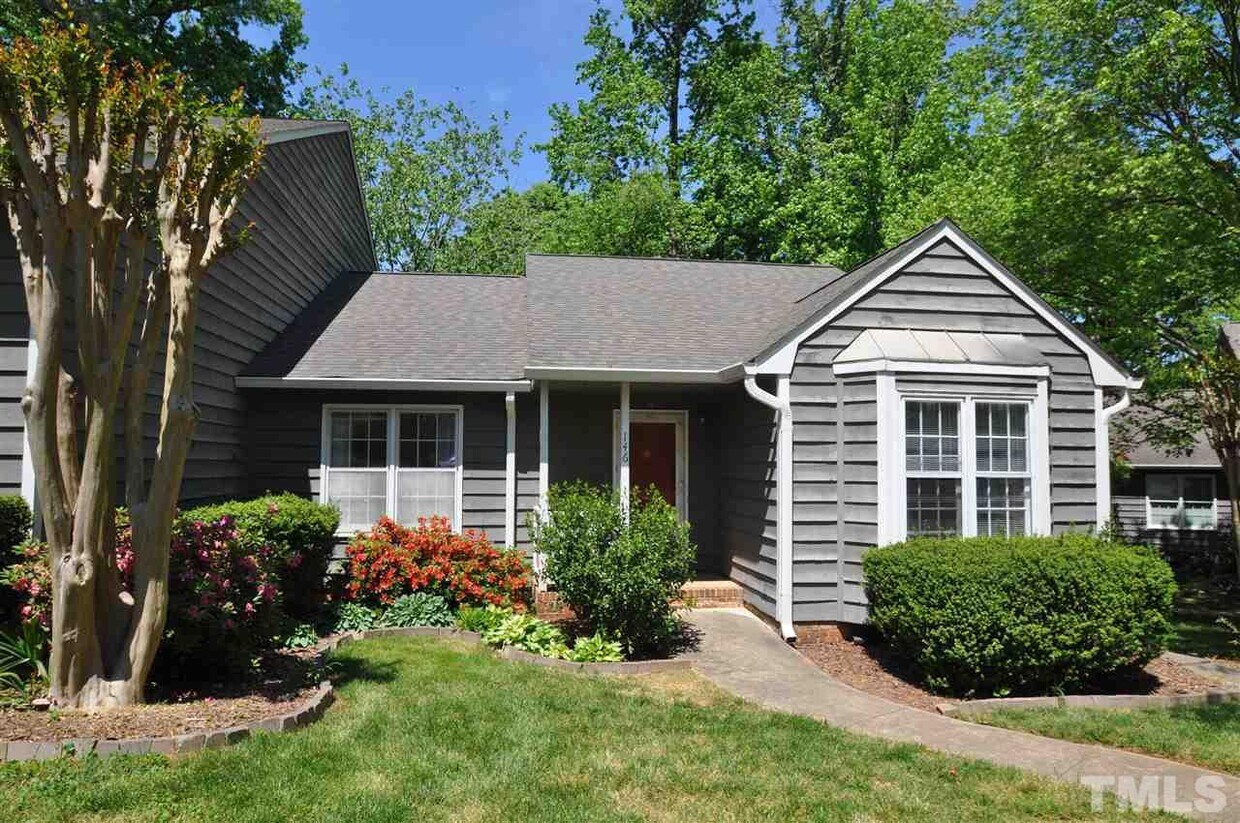 146 Lake Hollow Cir, Cary, NC 27513 Townhome Rentals in Cary NC