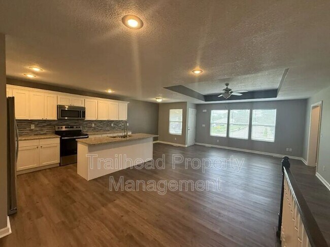 Foto del edificio - 605 Hillcrest St