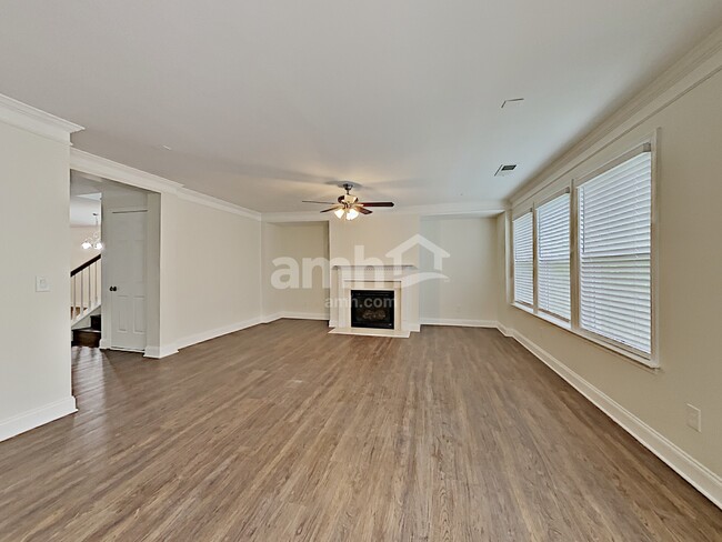 Building Photo - 2601 Farmstead Court