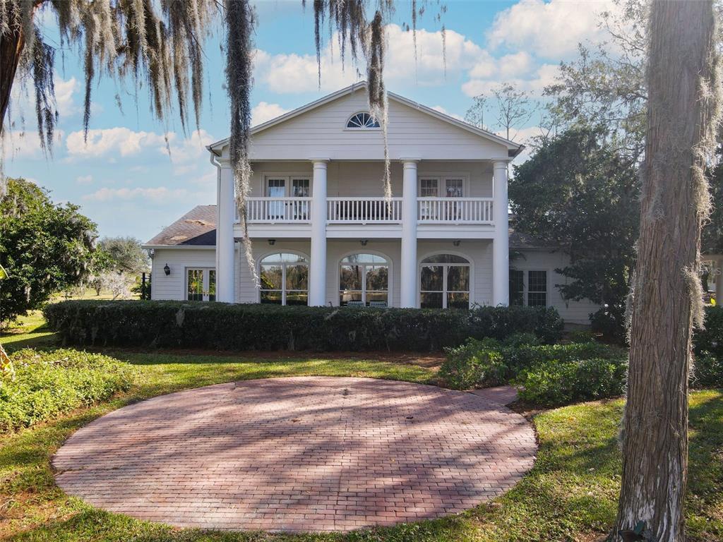 Foto principal - 15612 Howell Park Ln