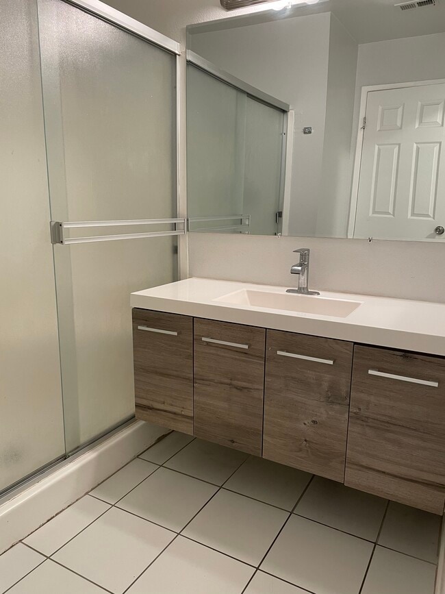 Foto del edificio - 202 Sunnyside Ct