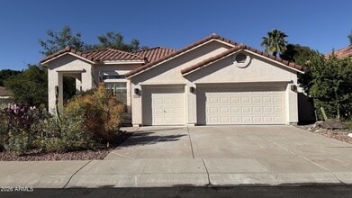 Building Photo - 5962 W Fieldstone Dr