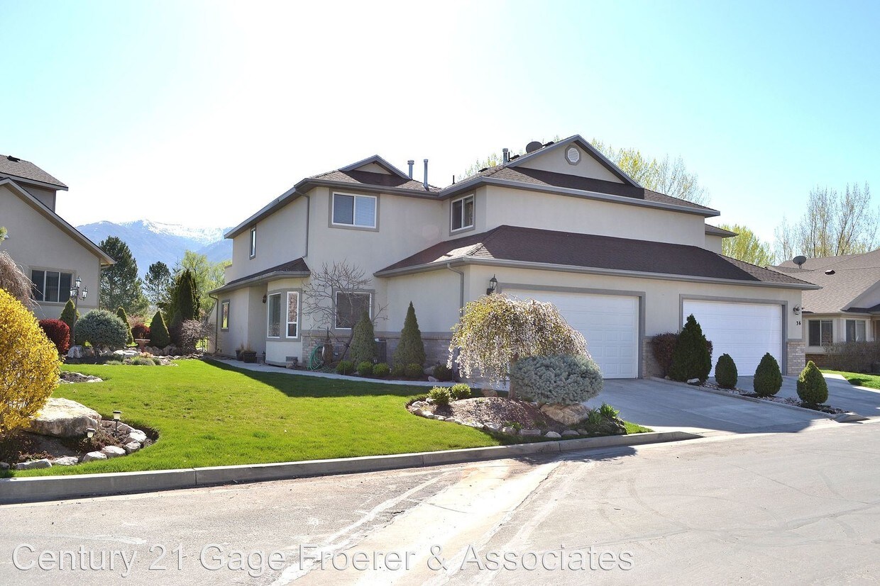 Foto principal - 34 Hillsborough Dr