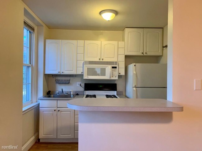 Foto del edificio - 2760 Devonshire Pl NW