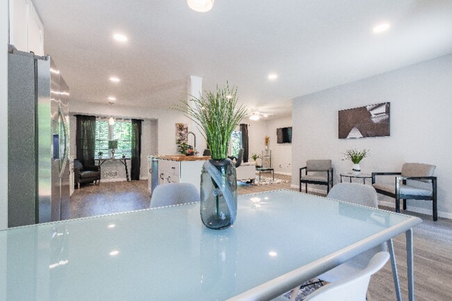 Foto del edificio - 2801 Hickory Ln