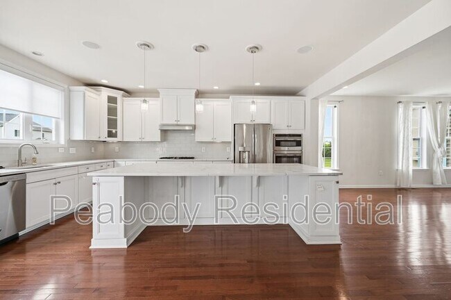 Building Photo - 24267 Purple Finch Dr