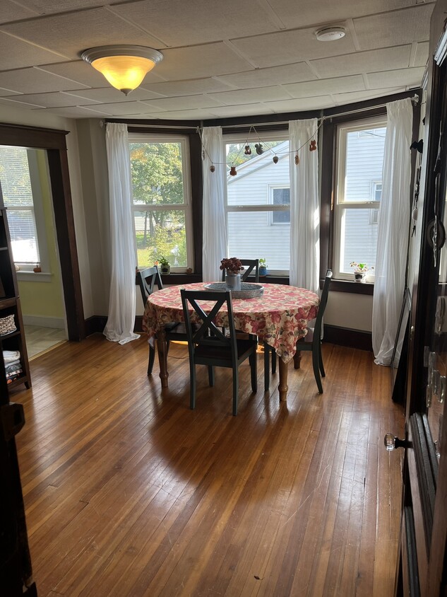 Foto principal - 65 Park Cir