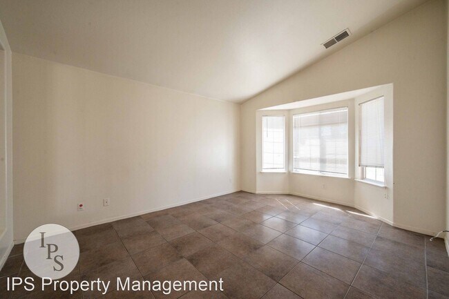 Building Photo - 3 br, 2 bath House - 14552 W. Sunset Ave.