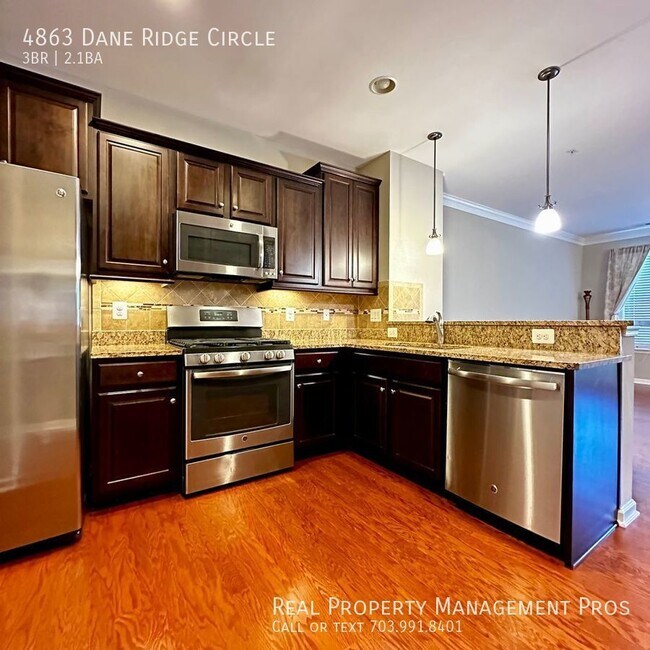 Foto del edificio - 4863 Dane Ridge Cir