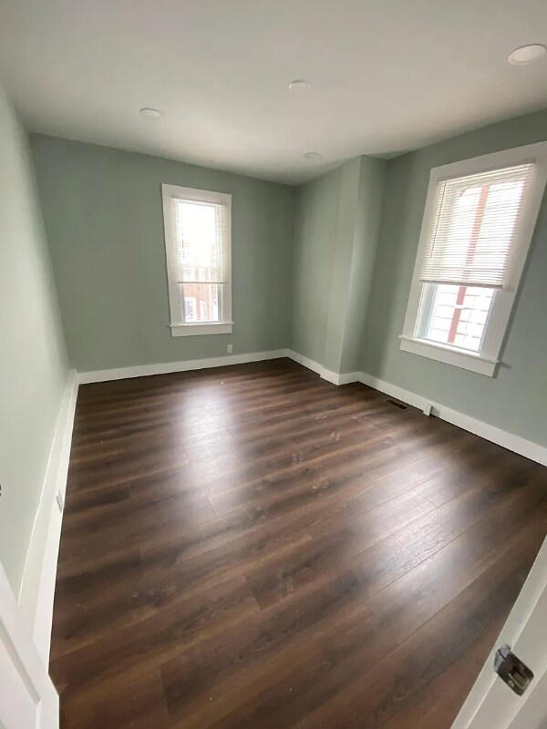 Foto del edificio - 48 N Robinson St